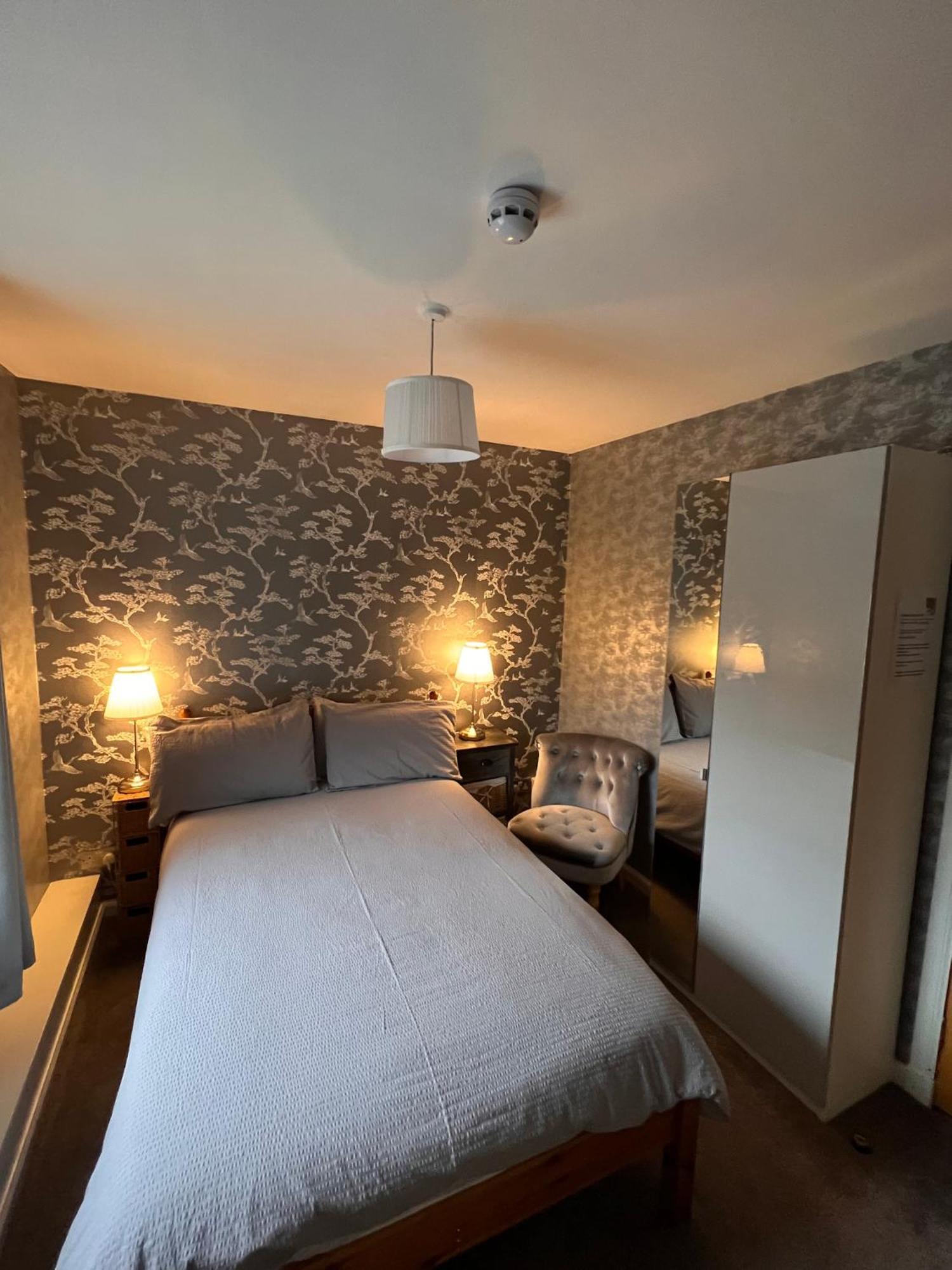 Tigh-Na-Mara Hotel Sandhead Екстериор снимка